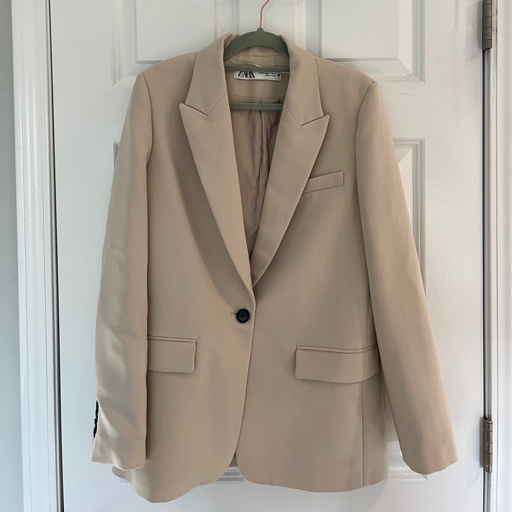 Beige blazer - only worn twice! In great condition!